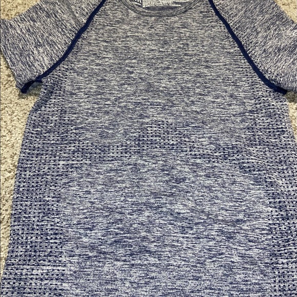 VS PINK Seamless Workout Crop Top - Picture 4 of 4